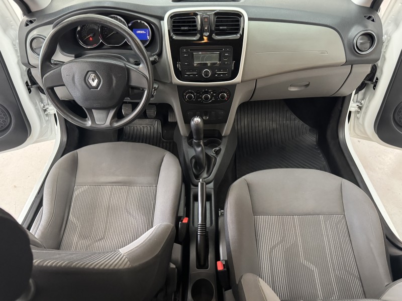 LOGAN 1.0 EXPRESSION 16V FLEX 4P MANUAL - 2015 - CAXIAS DO SUL