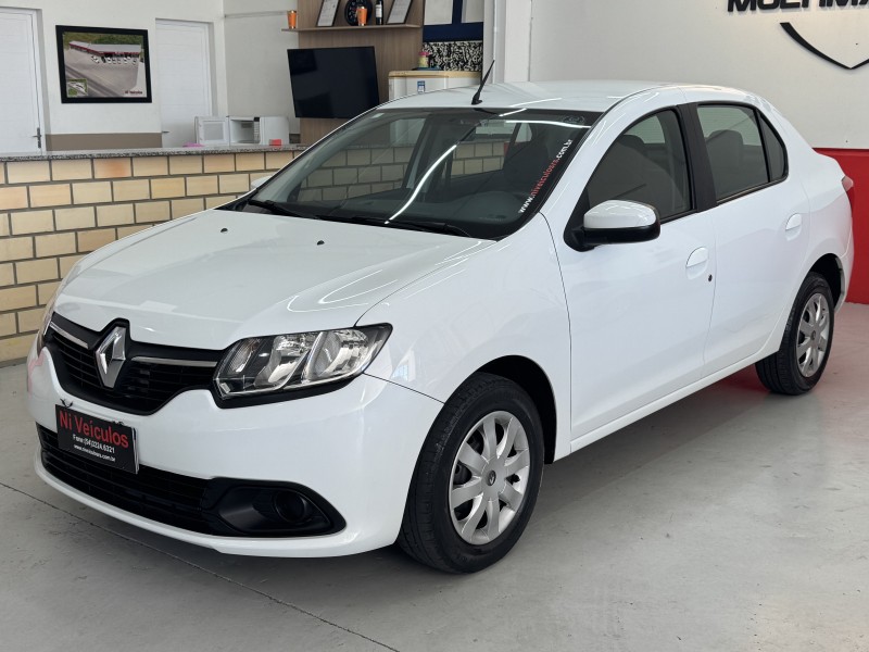 LOGAN 1.0 EXPRESSION 16V FLEX 4P MANUAL - 2015 - CAXIAS DO SUL