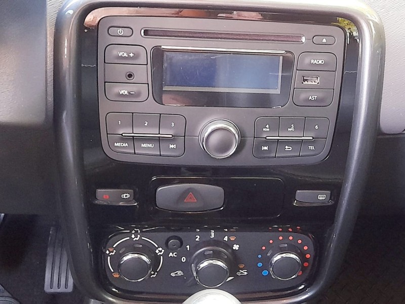 DUSTER 1.6 DYNAMIQUE 4X2 16V FLEX 4P MANUAL - 2013 - FARROUPILHA