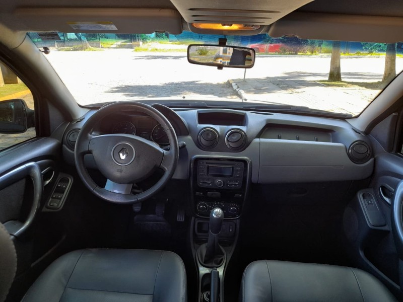 DUSTER 1.6 DYNAMIQUE 4X2 16V FLEX 4P MANUAL - 2013 - FARROUPILHA