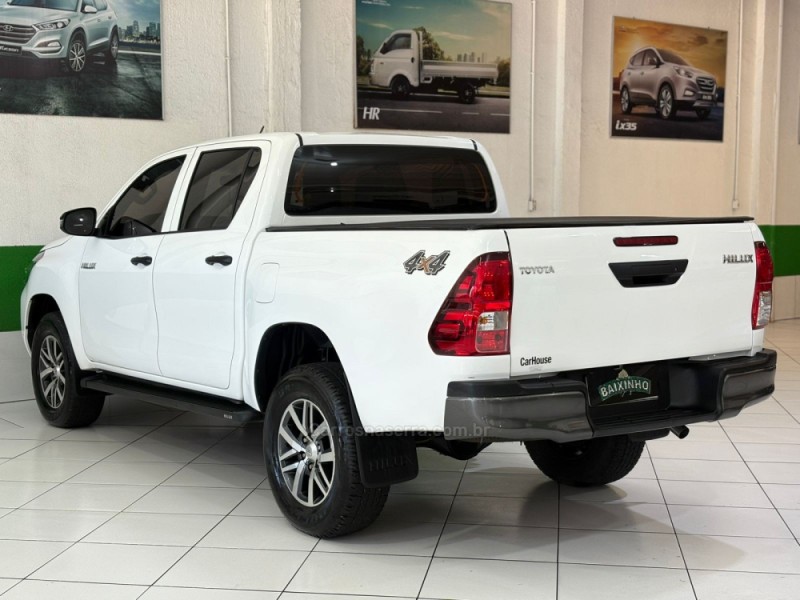 HILUX 2.8 4X4 D-4D CD TURBO 16V DIESEL 4P AUTOMÁTICO - 2024 - SAPUCAIA DO SUL