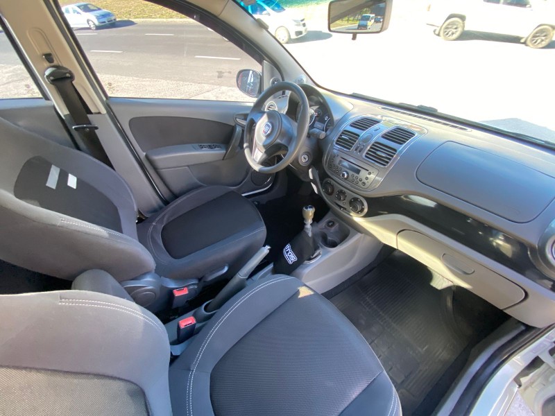 GRAND SIENA 1.6 MPI ESSENCE 16V FLEX 4P MANUAL - 2014 - CAXIAS DO SUL