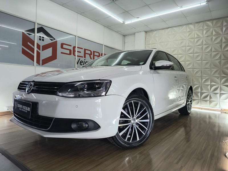 JETTA 2.0 TSI HIGHLINE 200CV GASOLINA 4P TIPTRONIC - 2012 - CAXIAS DO SUL