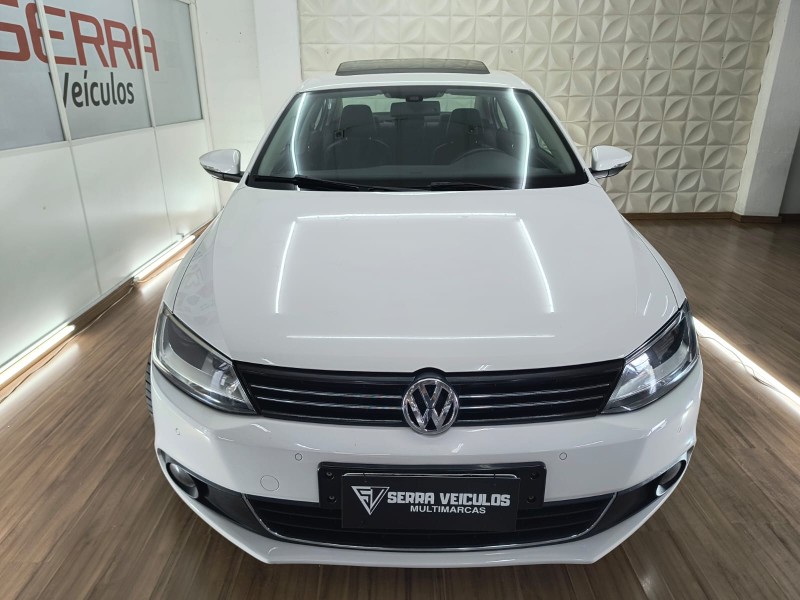 JETTA 2.0 TSI HIGHLINE 200CV GASOLINA 4P TIPTRONIC - 2012 - CAXIAS DO SUL