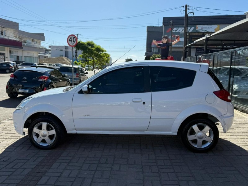 KA 1.0 MPI CLASS 8V FLEX 2P MANUAL - 2009 - LAGOA VERMELHA