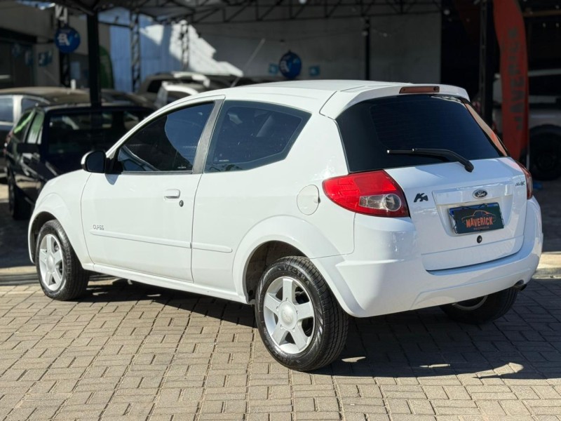 KA 1.0 MPI CLASS 8V FLEX 2P MANUAL - 2009 - LAGOA VERMELHA