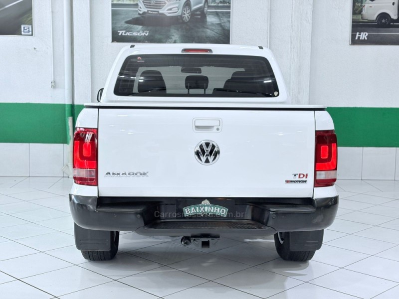 AMAROK 2.0 TRENDLINE 4X4 CD 16V TURBO INTERCOOLER DIESEL 4P AUTOMÁTICO - 2018 - SAPUCAIA DO SUL