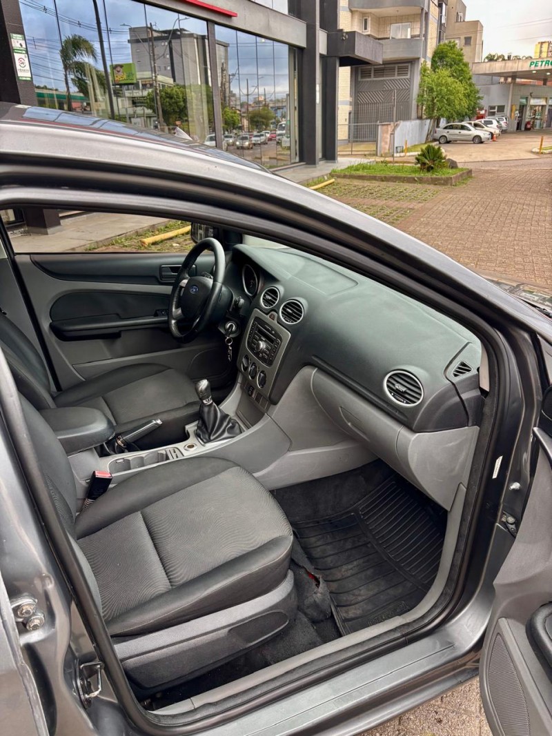 FOCUS 1.6 8V FLEX 4P MANUAL - 2013 - CAXIAS DO SUL