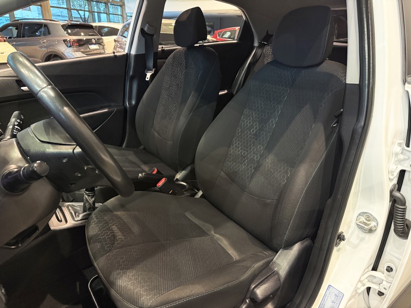 HB20X 1.6 16V STYLE FLEX 4P MANUAL - 2017 - FARROUPILHA