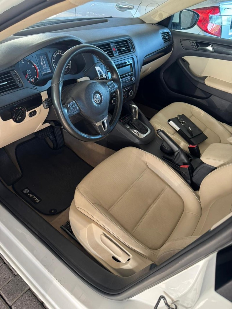 JETTA 2.0 COMFORTLINE FLEX 4P TIPTRONIC - 2012 - CAXIAS DO SUL