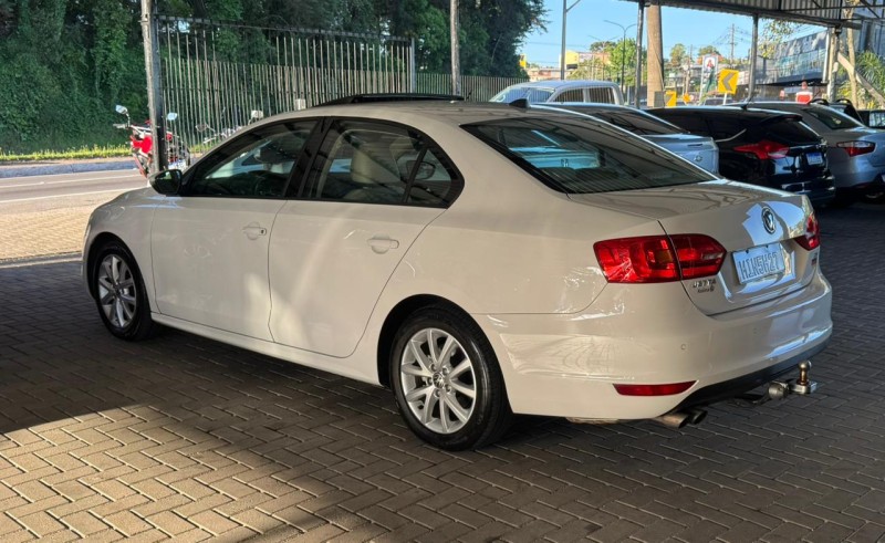 JETTA 2.0 COMFORTLINE FLEX 4P TIPTRONIC - 2012 - CAXIAS DO SUL