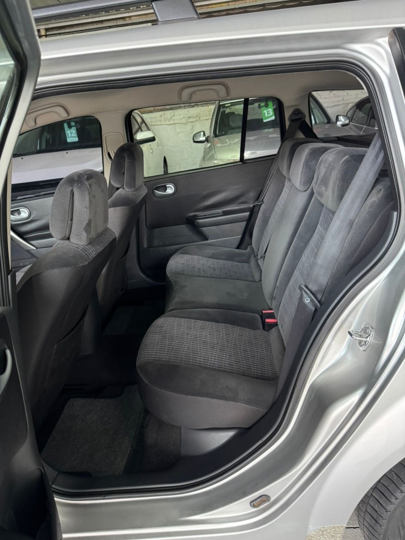 MÉGANE 1.6 DYNAMIQUE GRAND TOUR 16V FLEX 4P MANUAL - 2012 - CAXIAS DO SUL