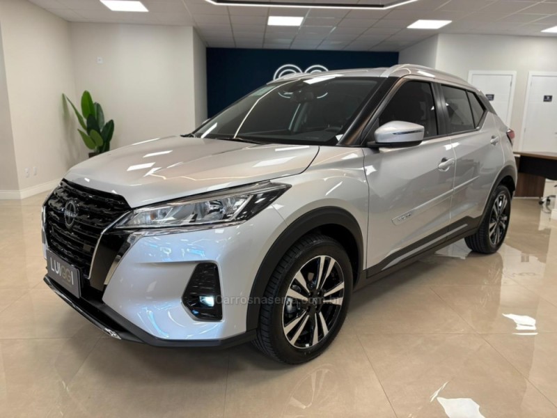 kicks 1.6 advance 16v plus cvt flex 4p automatico 2025 carlos barbosa