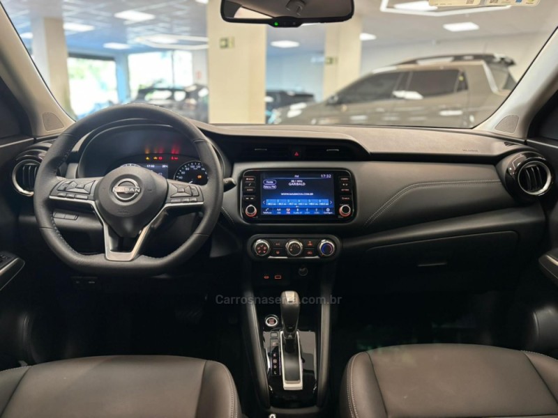 KICKS 1.6 ADVANCE 16V PLUS CVT FLEX 4P AUTOMÁTICO - 2025 - CARLOS BARBOSA