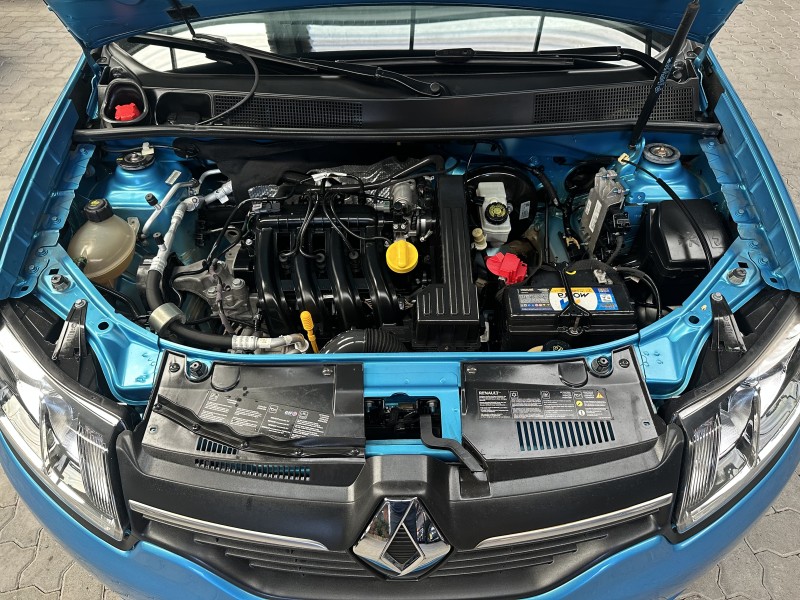 SANDERO 1.0 EXPRESSION 16V FLEX 4P MANUAL - 2015 - CAXIAS DO SUL