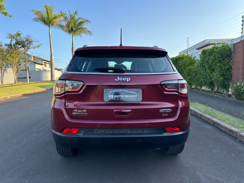 COMPASS 2.0 16V DIESEL LIMITED 4X4 AUTOMÁTICO - 2017 - SãO LEOPOLDO