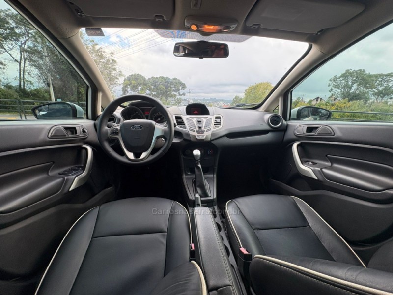 FIESTA 1.6 SE HATCH PLUS 16V FLEX 4P MANUAL - 2012 - GARIBALDI