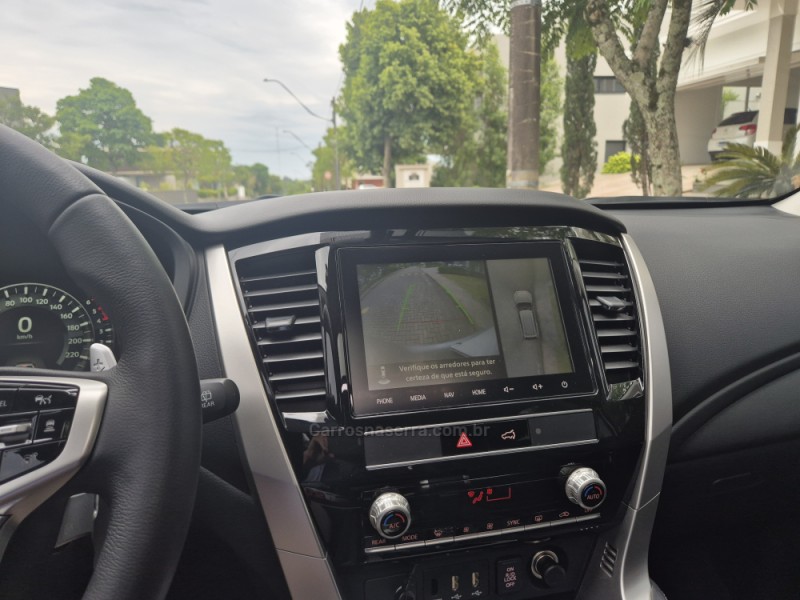 pajero dakar 3.2 hpe s 4x4 7 lugares 16v turbo intercooler diesel 4p automatico 2023 bento goncalves