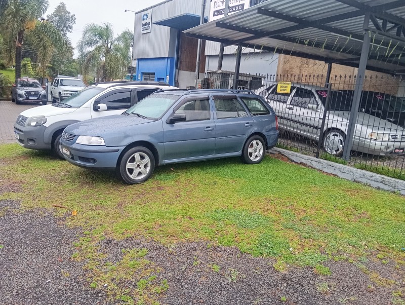 PARATI 2.0 MI 8V GASOLINA 4P MANUAL G.III - 2001 - CAXIAS DO SUL
