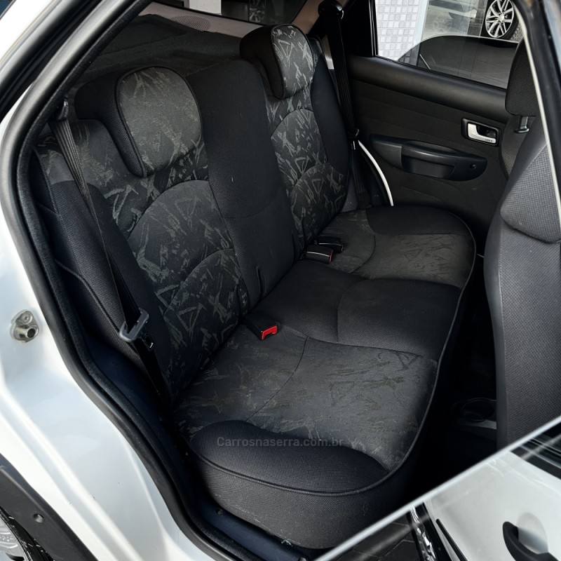 PALIO 1.8 MPI ADVENTURE WEEKEND 8V FLEX 4P MANUAL - 2007 - VACARIA