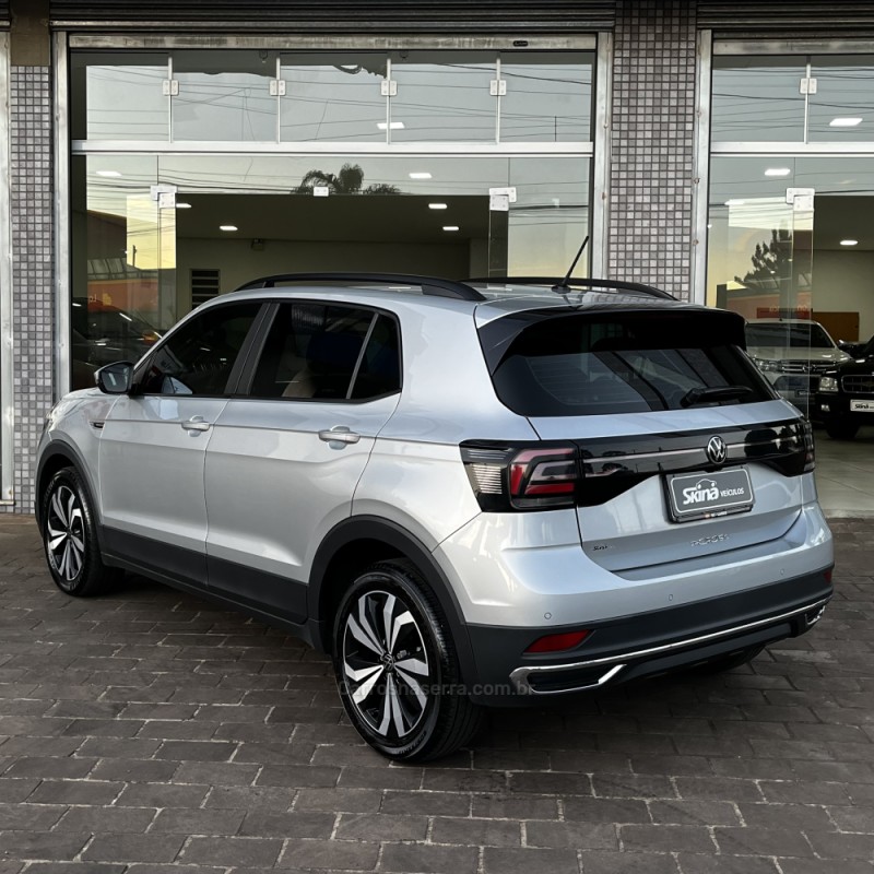T-CROSS 1.0 COMFORTLINE TSI FLEX 4P AUTOMÁTICO - 2023 - VACARIA