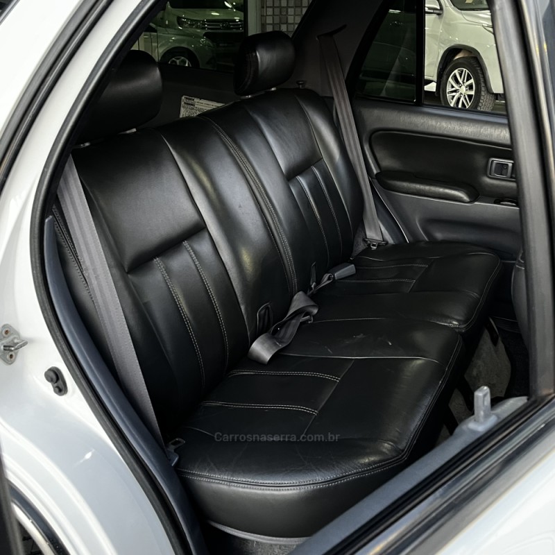 HILUX SW4 3.0 4X4 8V TURBO DIESEL 4P MANUAL - 2000 - VACARIA