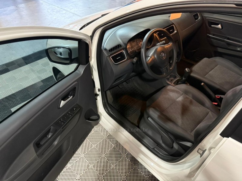 FOX 1.0 MI 8V FLEX 4P MANUAL - 2013 - BENTO GONçALVES