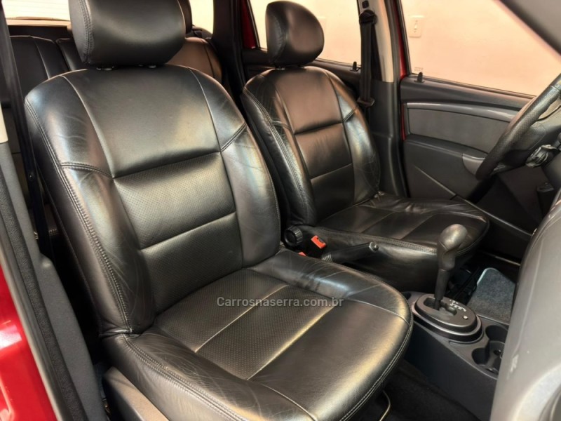 DUSTER 2.0 DYNAMIQUE 4X2 16V FLEX 4P AUTOMÁTICO - 2013 - BOM RETIRO DO SUL