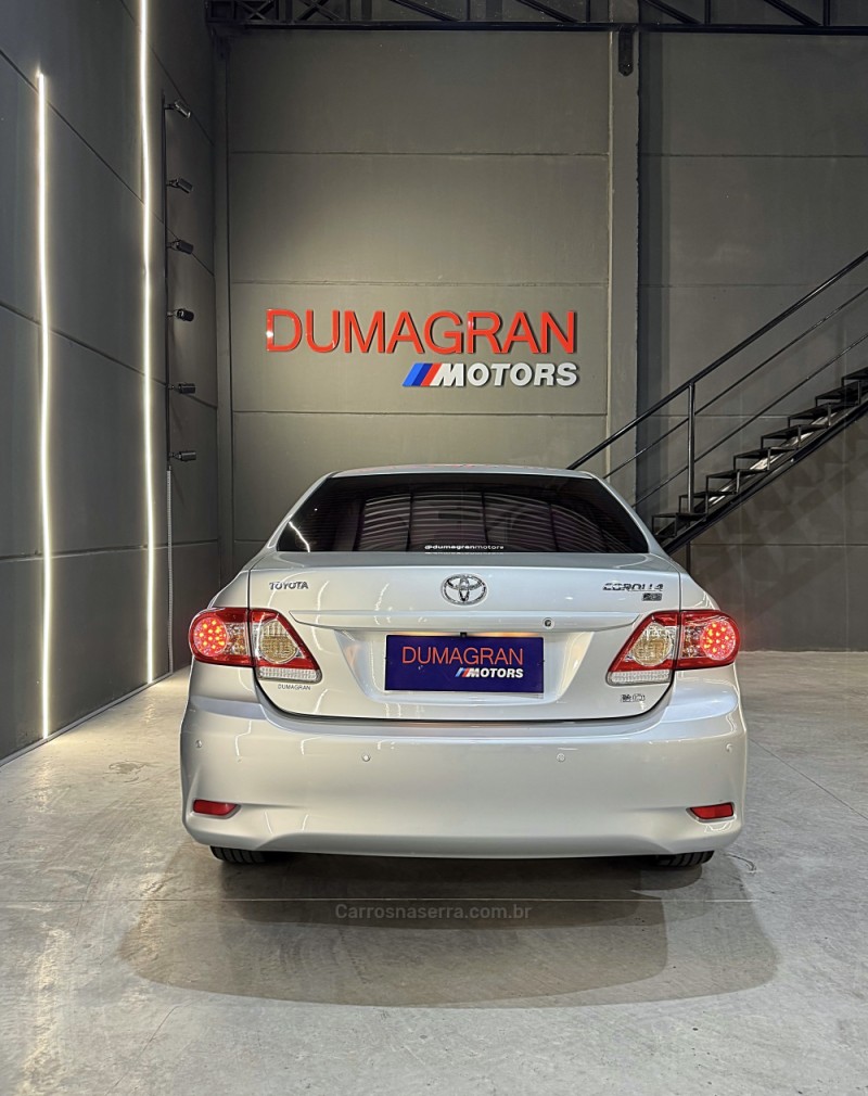 COROLLA 2.0 XEI 16V FLEX 4P AUTOMÁTICO - 2013 - PASSO FUNDO