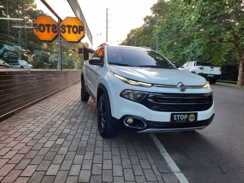 TORO 2.0 16V TURBO DIESEL VOLCANO AT9 4X4 AUTOMÁTICO - 2019 - DOIS IRMãOS