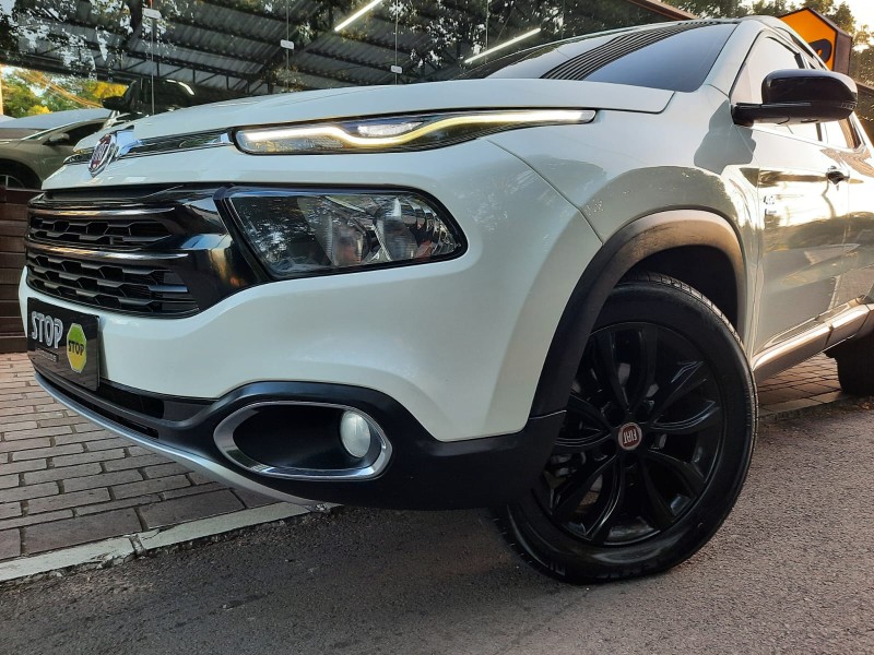 TORO 2.0 16V TURBO DIESEL VOLCANO AT9 4X4 AUTOMÁTICO - 2019 - DOIS IRMãOS