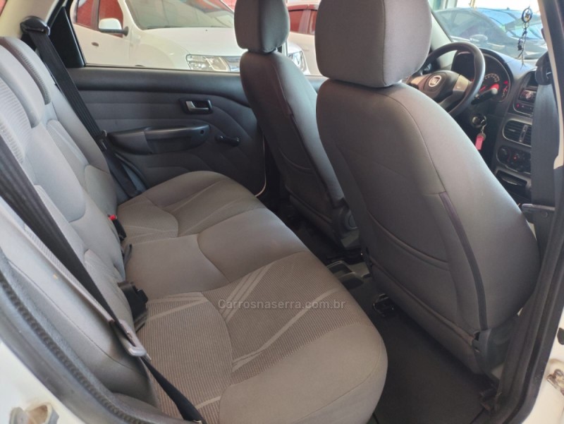 PALIO 1.4 MPI ATTRACTIVE WEEKEND 8V FLEX 4P MANUAL - 2017 - TAQUARA