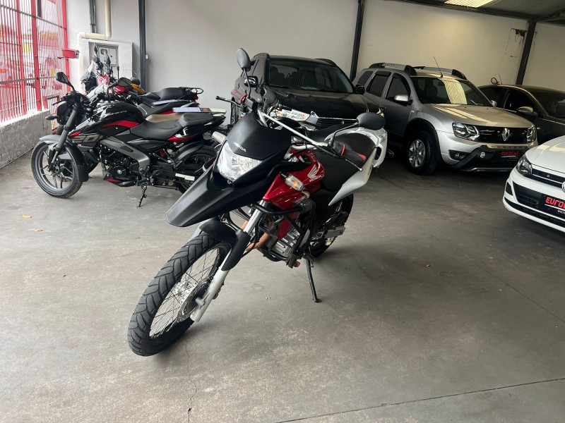 HONDA - XRE 300 - 2015/2015 - Vermelha - R$ 18.900,00