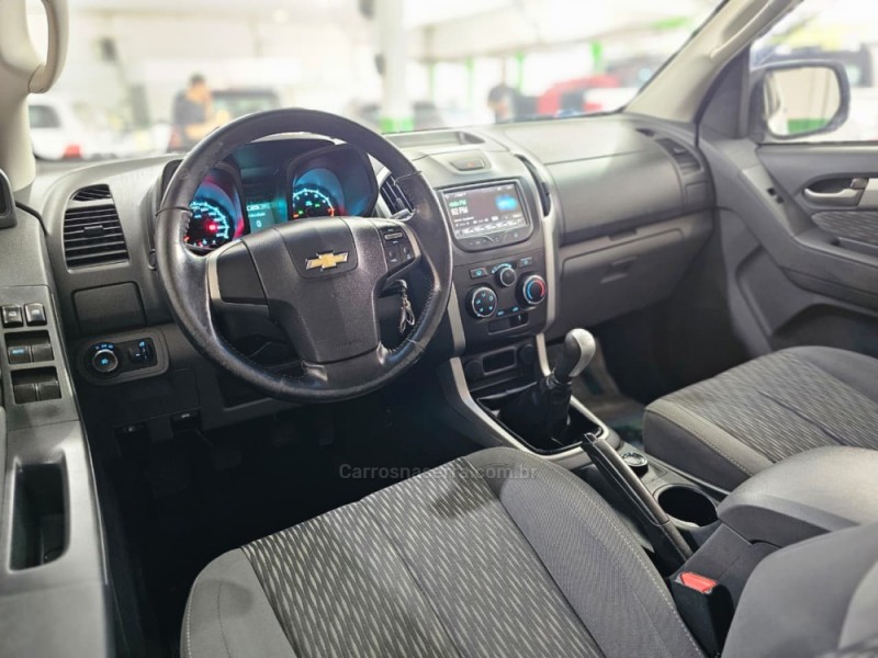 S10 2.5 LT 4X4 CD 16V FLEX 4P MANUAL - 2015 - SAPUCAIA DO SUL