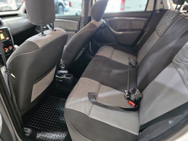 DUSTER 1.6 DYNAMIQUE 4X2 16V FLEX 4P MANUAL - 2015 - SAPUCAIA DO SUL