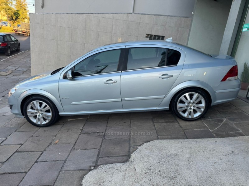 VECTRA 2.0 MPFI ELITE 8V 140CV FLEX 4P AUTOMÁTICO - 2010 - GARIBALDI