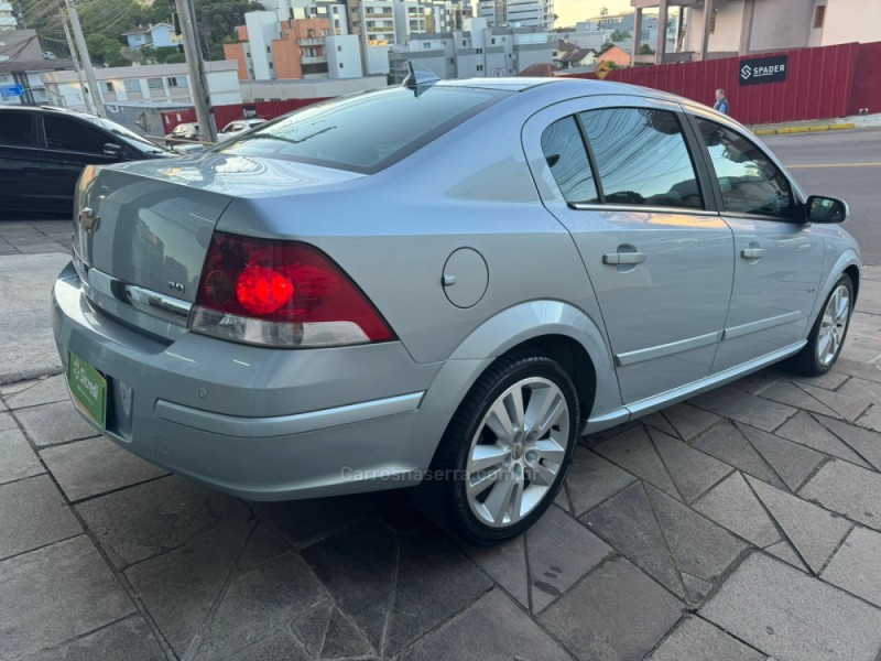 VECTRA 2.0 MPFI ELITE 8V 140CV FLEX 4P AUTOMÁTICO - 2010 - GARIBALDI