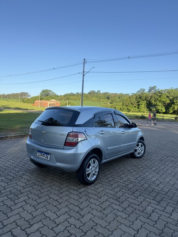 AGILE 1.4 MPFI LTZ 8V FLEX 4P MANUAL - 2012 - ARROIO DO MEIO