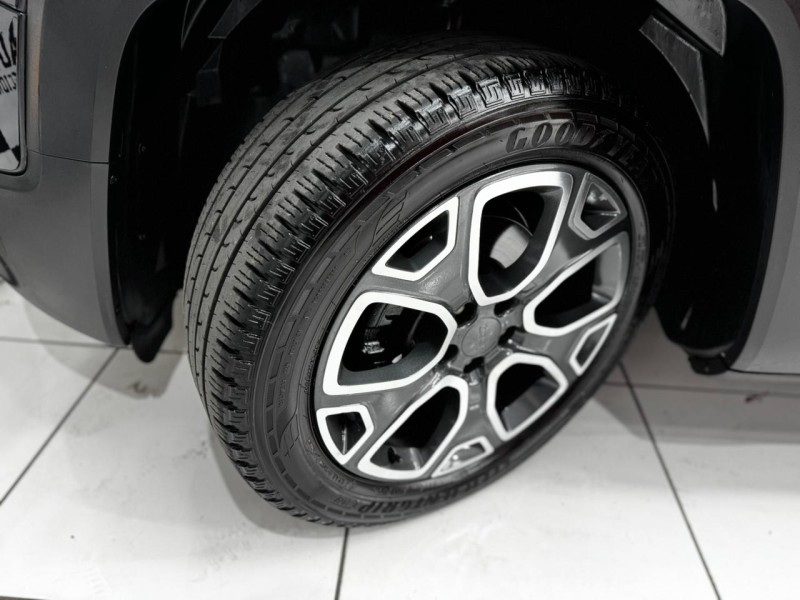 RENEGADE 1.8 16V FLEX LONGITUDE 4P AUTOMÁTICO - 2016 - CAXIAS DO SUL