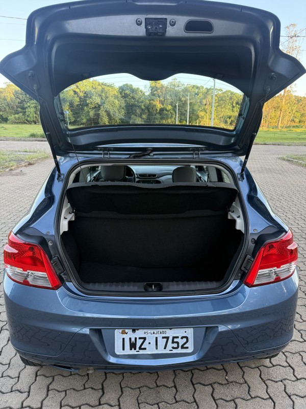 ONIX 1.0 MPFI LS 8V FLEX 4P MANUAL - 2016 - ARROIO DO MEIO