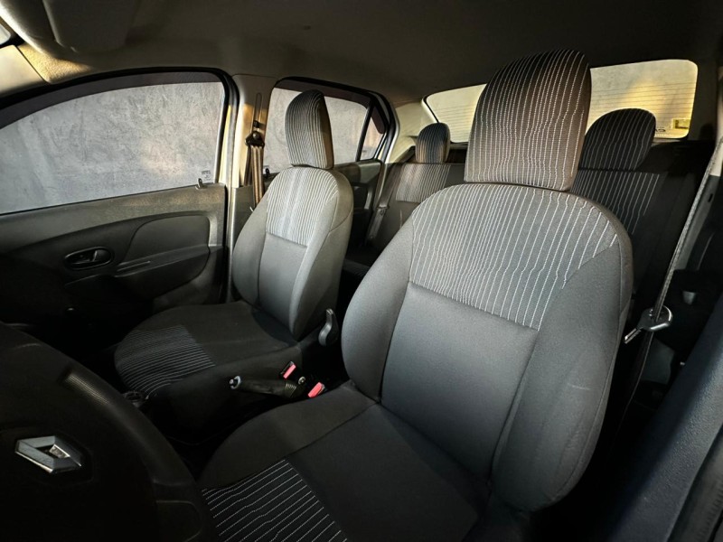 LOGAN 1.0 AUTHENTIQUE 16V FLEX 4P MANUAL - 2015 - CAXIAS DO SUL