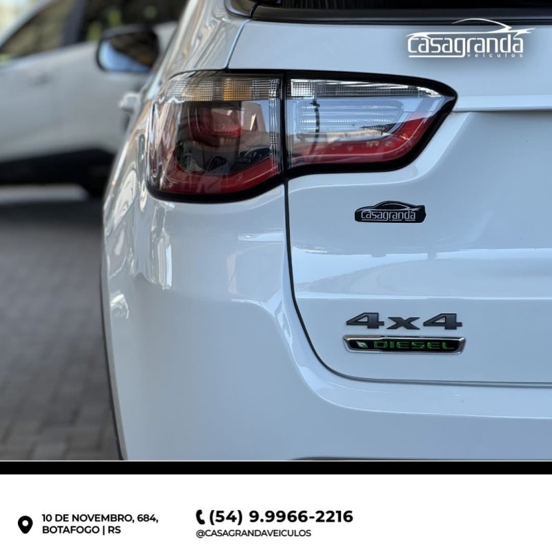 COMPASS 2.0 16V DIESEL TRAILHAWK 4X4 AUTOMÁTICO - 2017 - BENTO GONçALVES