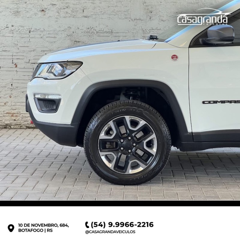 COMPASS 2.0 16V DIESEL TRAILHAWK 4X4 AUTOMÁTICO - 2017 - BENTO GONçALVES