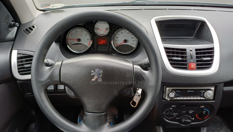 207 1.4 XR 8V FLEX 4P MANUAL - 2012 - FARROUPILHA