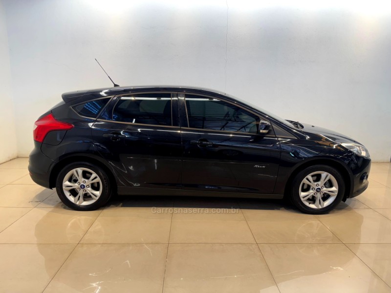 FOCUS 1.6 SE HATCH 16V FLEX 4P AUTOMÁTICO - 2015 - CASCA