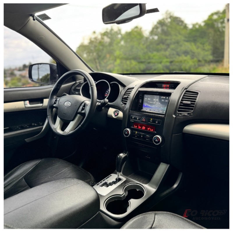 SORENTO 2.4 EX 4X2 16V GASOLINA 4P AUTOMÁTICO - 2012 - CAMPO BOM