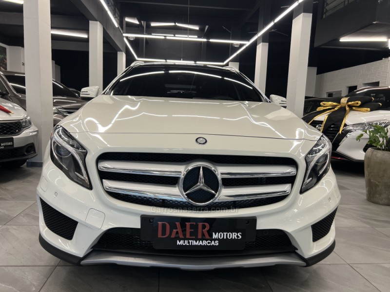 GLA 250 2.0 SPORT 16V TURBO 4X2 4P AUTOMÁTICA - 2015 - NOVO HAMBURGO