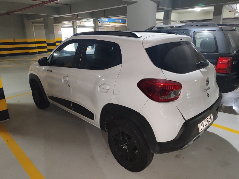 KWID 1.0 12V OUTSIDER FLEX 4P MANUAL - 2022 - FARROUPILHA