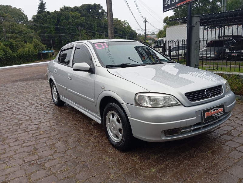 astra 1.8 mpfi millenium ii sedan 8v gasolina 4p manual 2001 caxias do sul