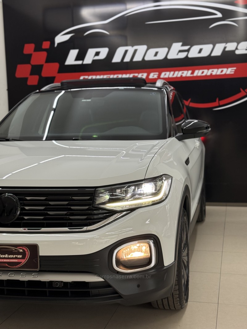T-CROSS 1.4 HIGHLINE TSI 16V FLEX 4P AUTOMÁTICO - 2024 - FARROUPILHA